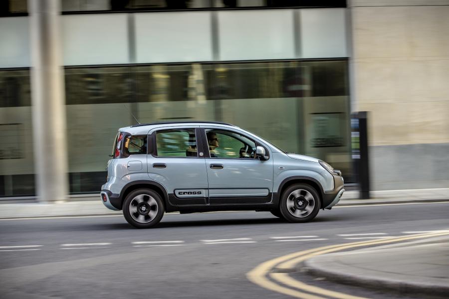  Fiat Panda Hybrid Launch Edition (319) 2020 года  (UK) (фото 16 из 40)